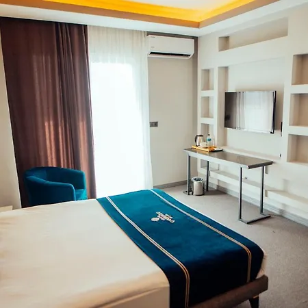 Hotel Grand Cakiroglu 4*