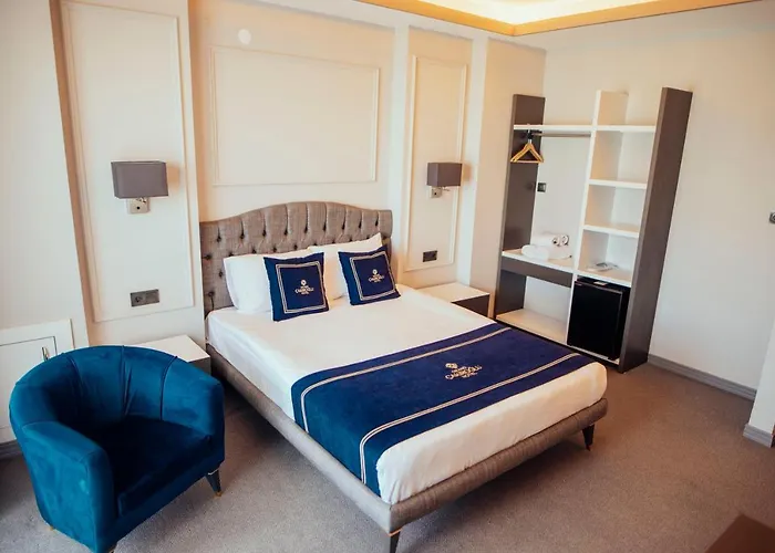 Hotel Grand Cakiroglu 4*