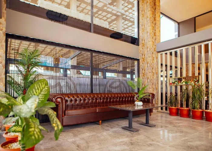 Grand Cakiroglu Hotel 4*